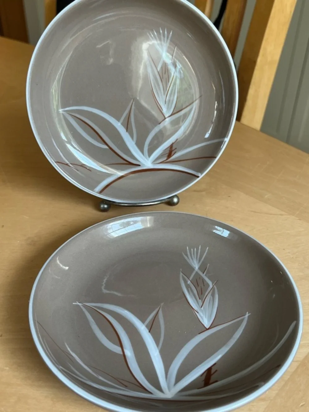 California Winfield Handcrafted 5 3/4” Bread Plates White Leaf Motif Set of 2